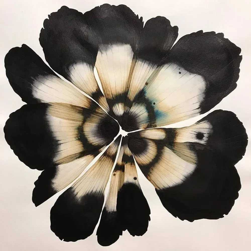 No. 052, artwork: quiet, bold, organic