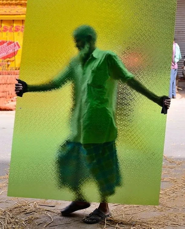 No. 056, photo: bold, playful